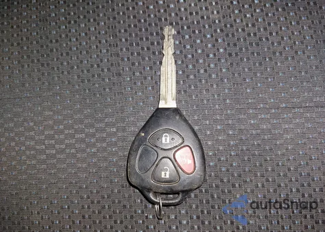 2010 Toyota Matrix z USA, uszkodzony, nr VIN 2T1KU4EE8AC446364